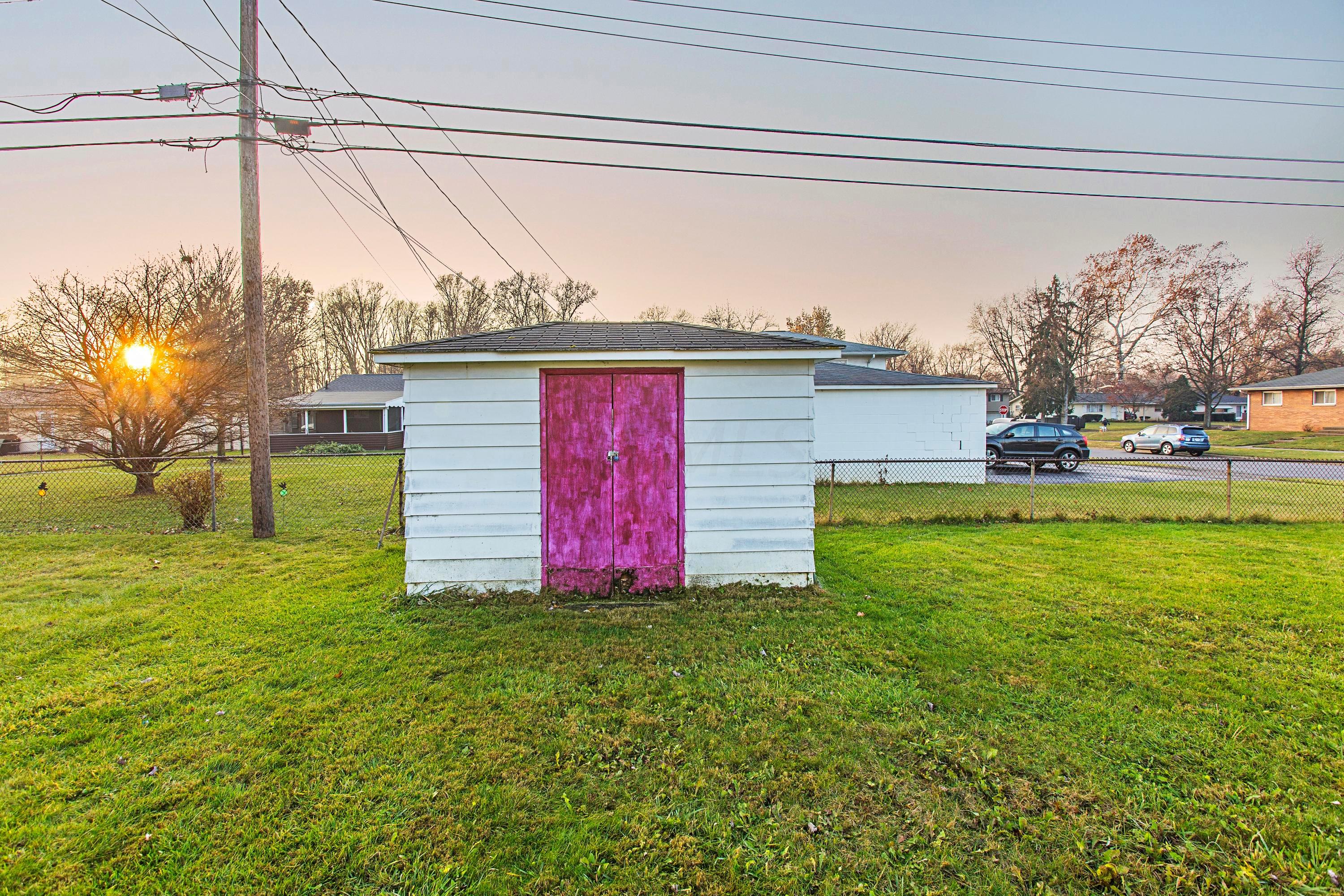 927 Garvey Road Columbus, OH 43229 - Photo 18 of 19 Gallery Image 18