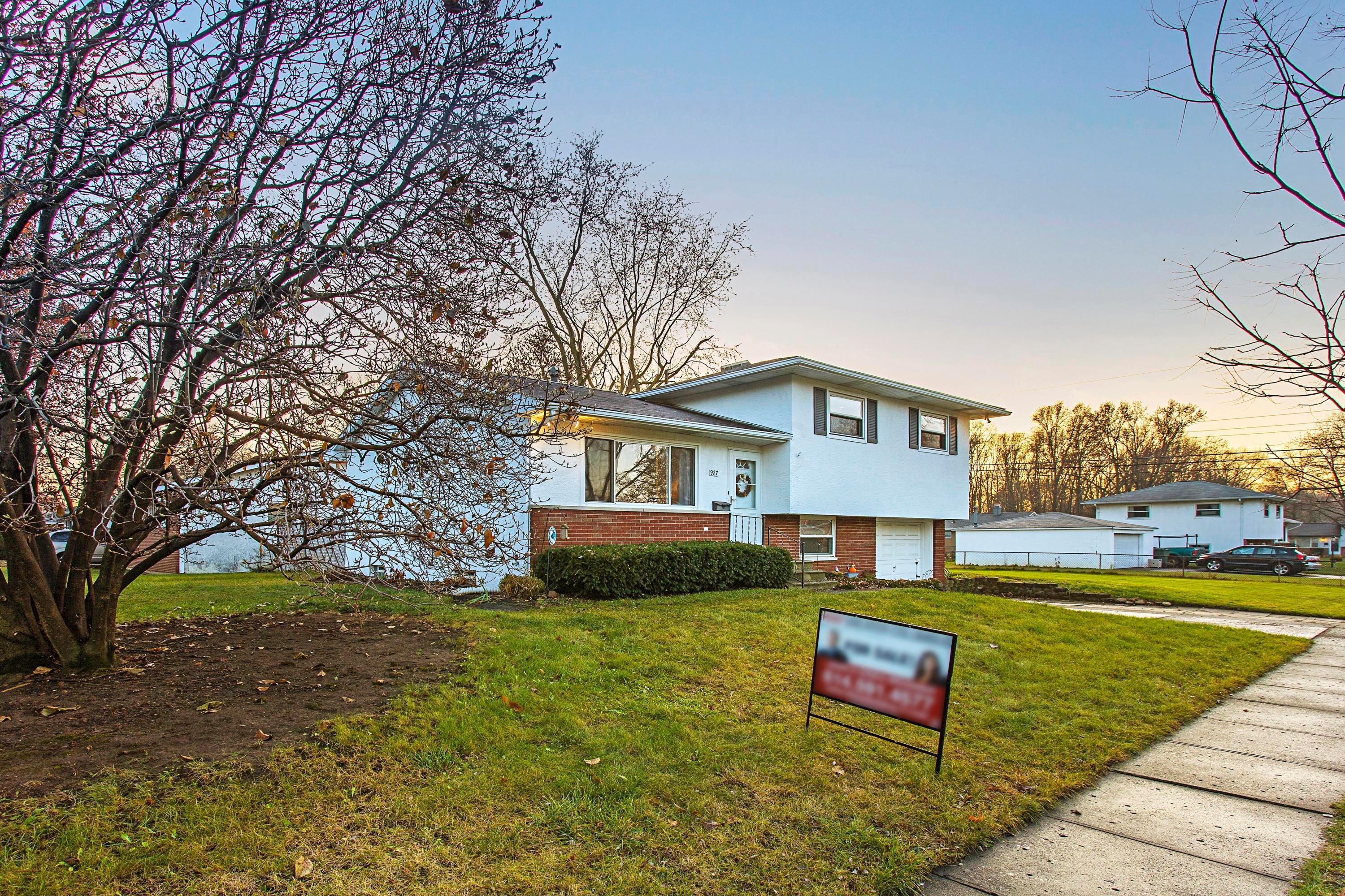 927 Garvey Road Columbus, OH 43229 - Photo 19 of 19 Gallery Image 19