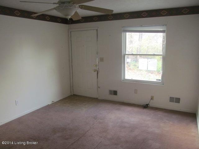 4607 Frel Road Louisville, KY 40272 - Photo 11 of 12 IMG_6246