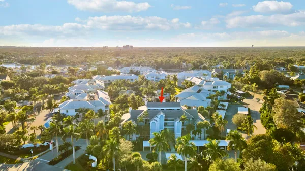 $395,000 | 122 Bay Colony Drive North, Juno Beach, FL 33408