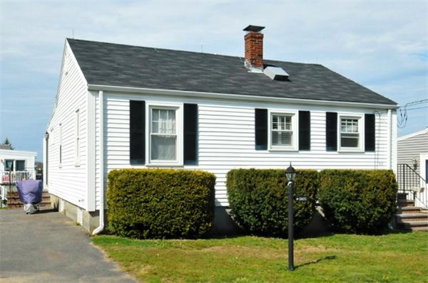 62 Thurston Point Road Gloucester, MA 01930 - Photo 12 of 13 Gallery Image 12
