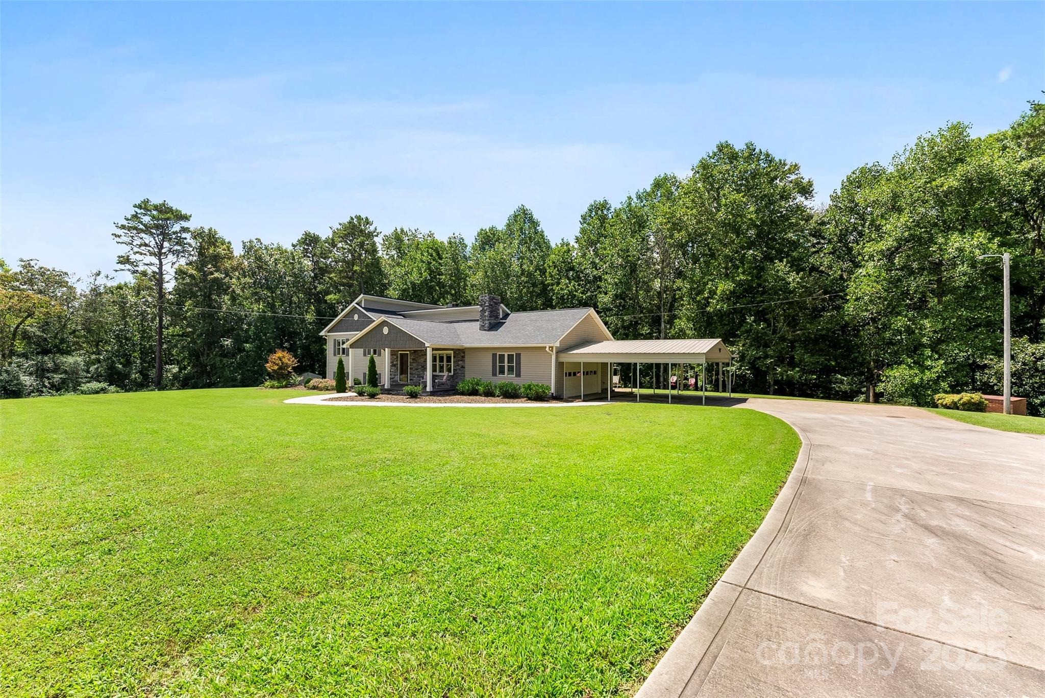 213 Press Sweezy Road Kings Mountain, NC 28086 - Photo 2 of 43 a front view of a house with a yard