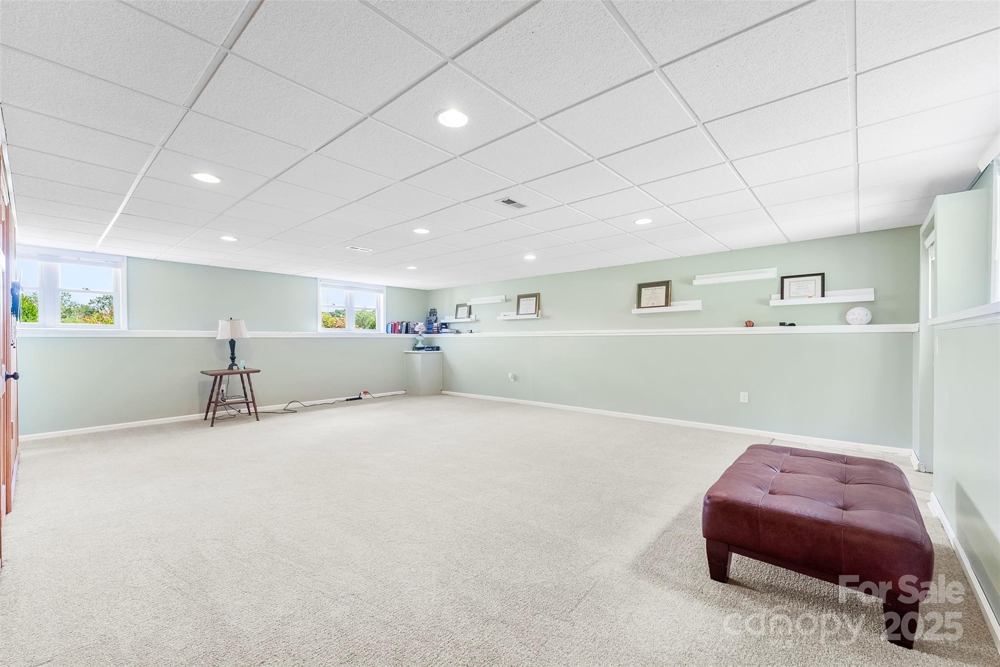 213 Press Sweezy Road Kings Mountain, NC 28086 - Photo 21 of 43 a room with furniture and a lamp