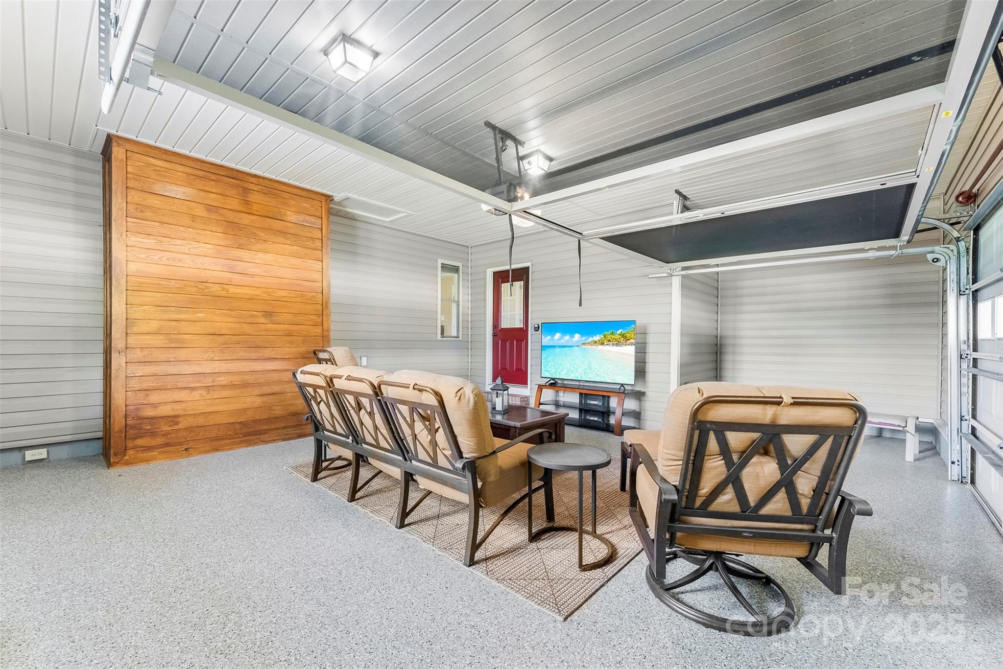 213 Press Sweezy Road Kings Mountain, NC 28086 - Photo 26 of 43 a dining room with furniture and a rug