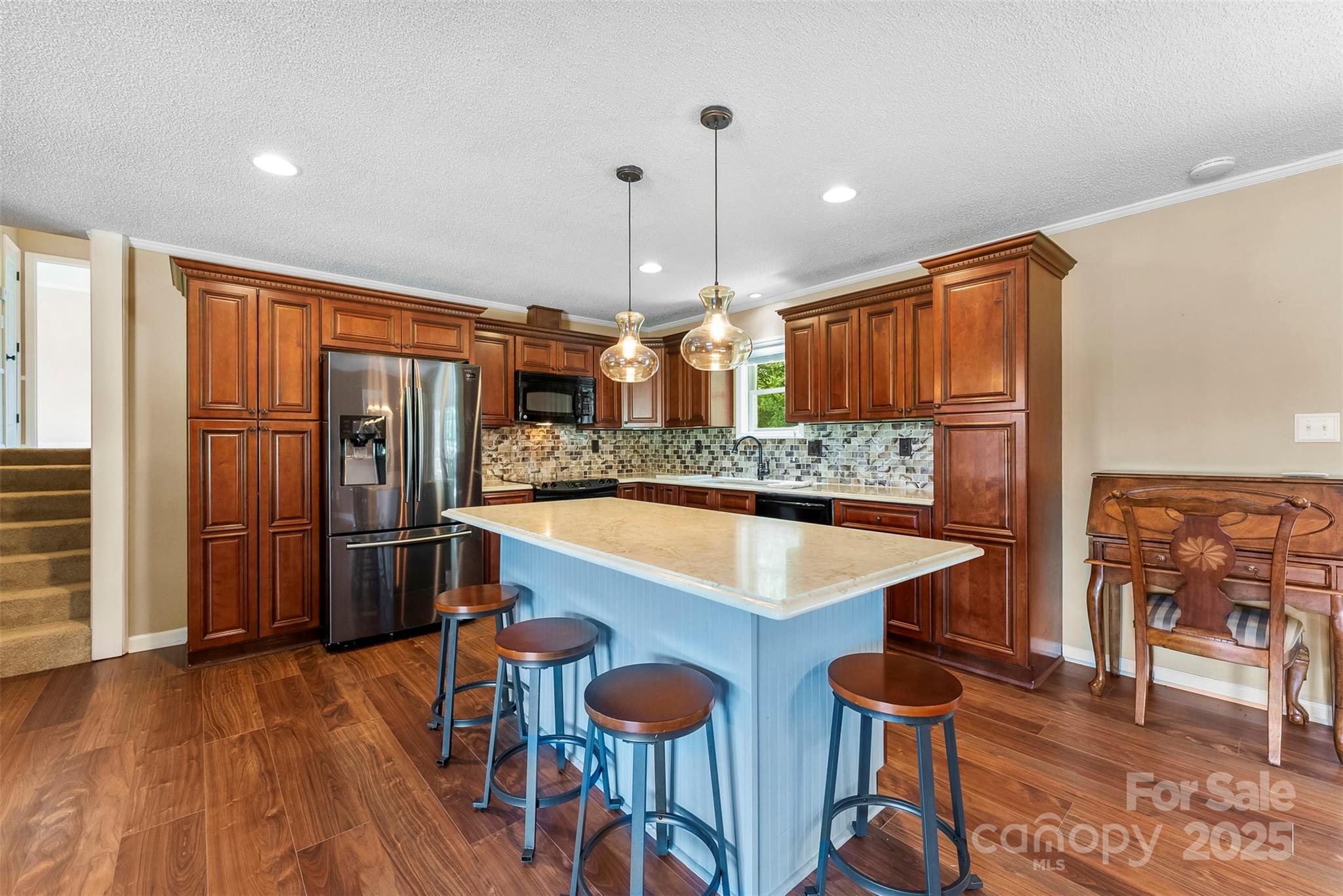 213 Press Sweezy Road Kings Mountain, NC 28086 - Photo 7 of 43 a large kitchen with a table and chairs