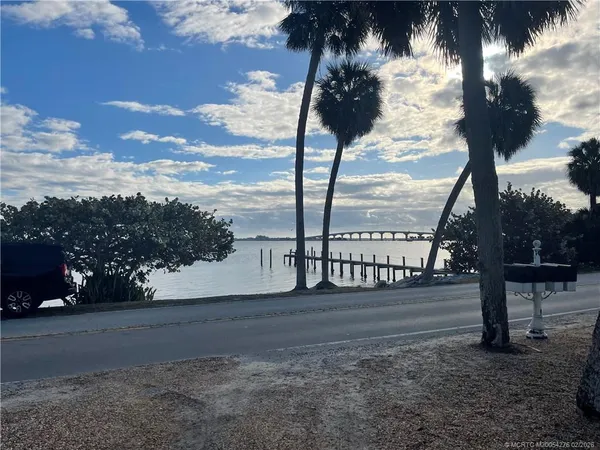 a view of outdoor space with city view