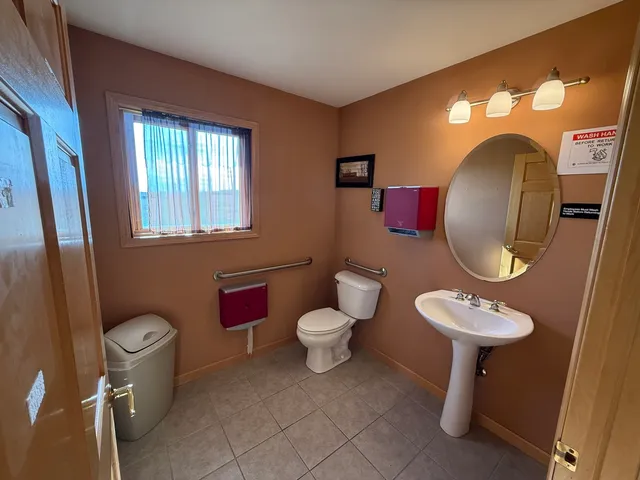 $325,000 | 11379 Highway 20, Stockton, IL 61085