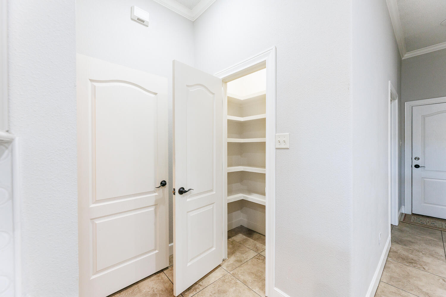 6009 84th Street Lubbock, TX 79424 - Photo 18 of 57 Pantry