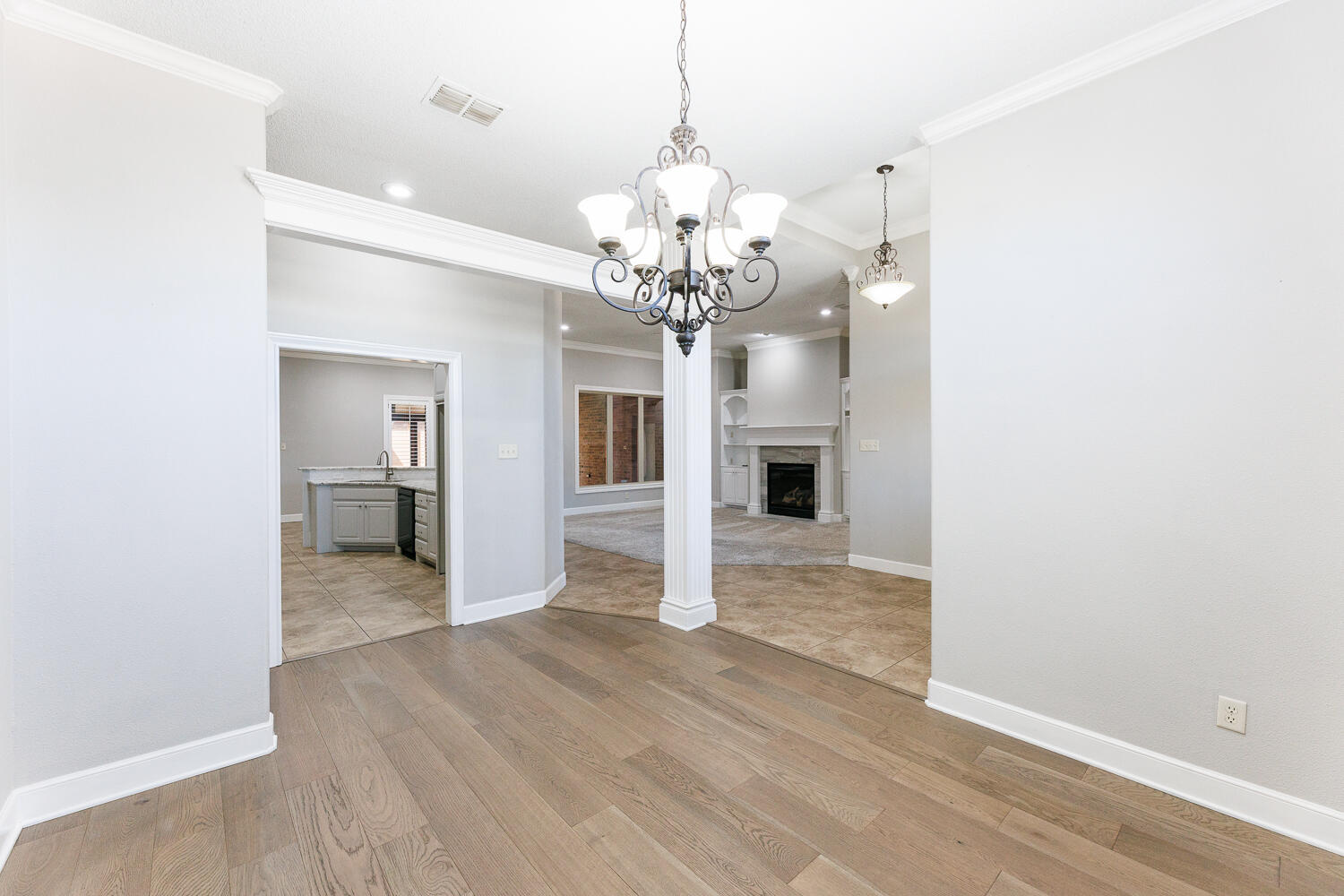 6009 84th Street Lubbock, TX 79424 - Photo 20 of 57 Formal Dining Area