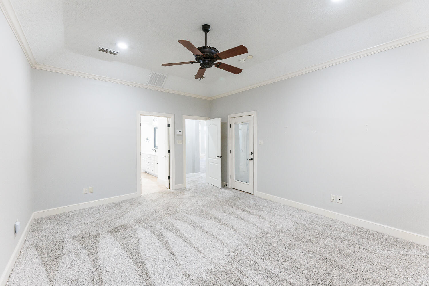 6009 84th Street Lubbock, TX 79424 - Photo 25 of 57 Primary Bedroom