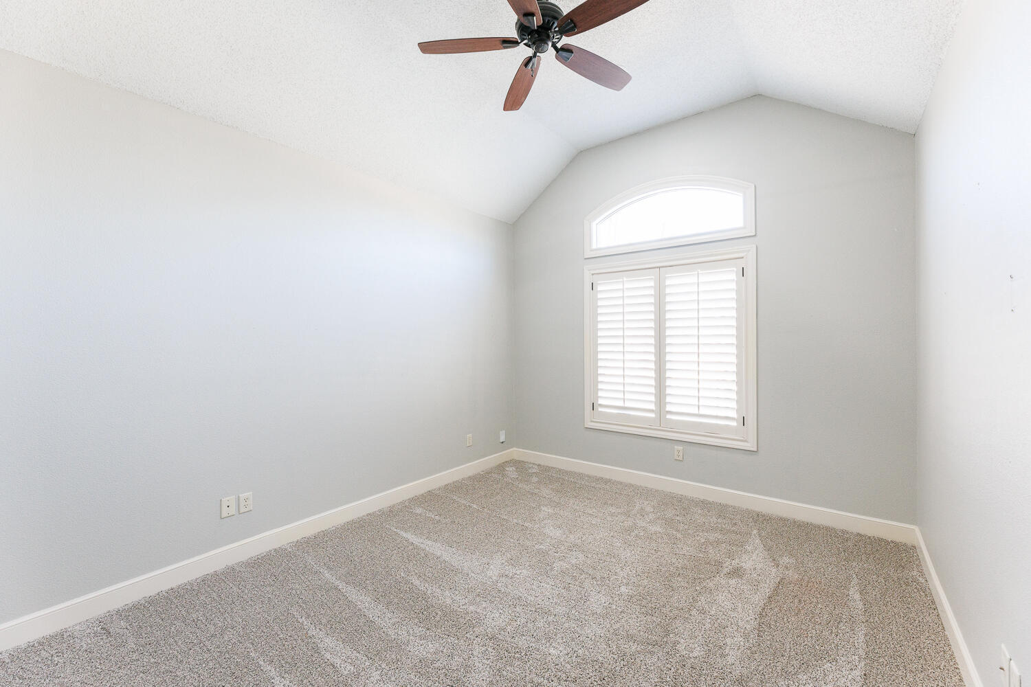 6009 84th Street Lubbock, TX 79424 - Photo 33 of 57 Second Bedroom