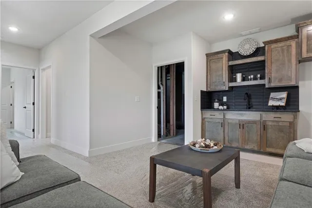 $569,900 | 27603 East 128th Court, Lee's Summit, MO 64086