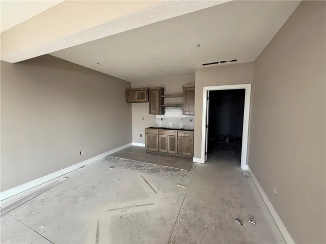 $569,900 | 27603 East 128th Court, Lee's Summit, MO 64086