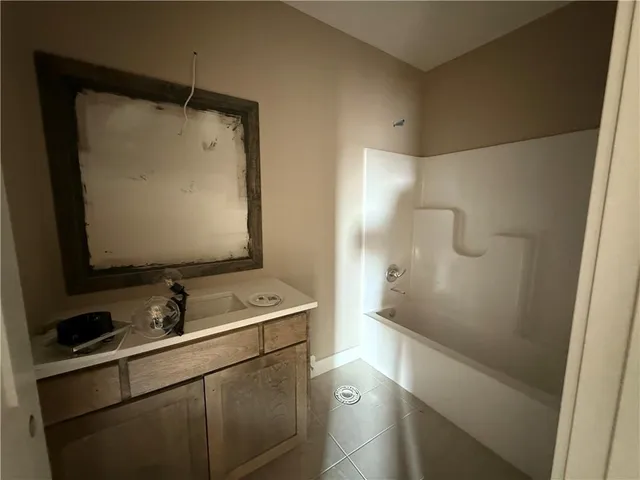 $569,900 | 27603 East 128th Court, Lee's Summit, MO 64086