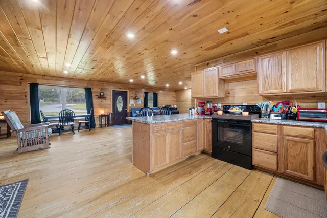 $350,000 | 307 Lebanon Road, Winterport, ME 04496