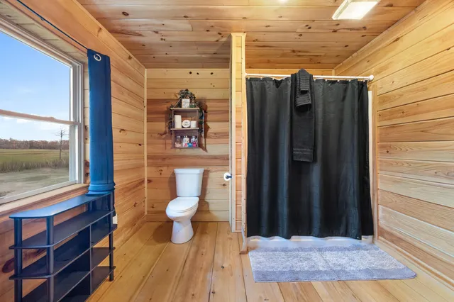 $350,000 | 307 Lebanon Road, Winterport, ME 04496