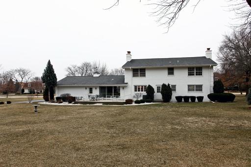 151 Post Road Burr Ridge, IL 60527 - Photo 3 of 16 Gallery Image 3