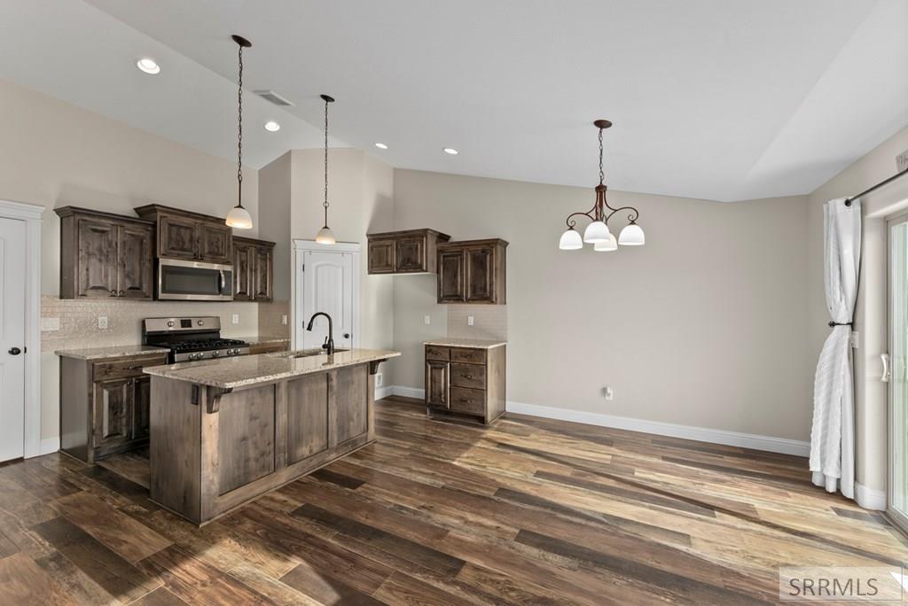 303 Park Avenue Firth, ID 83236 - Photo 11 of 50