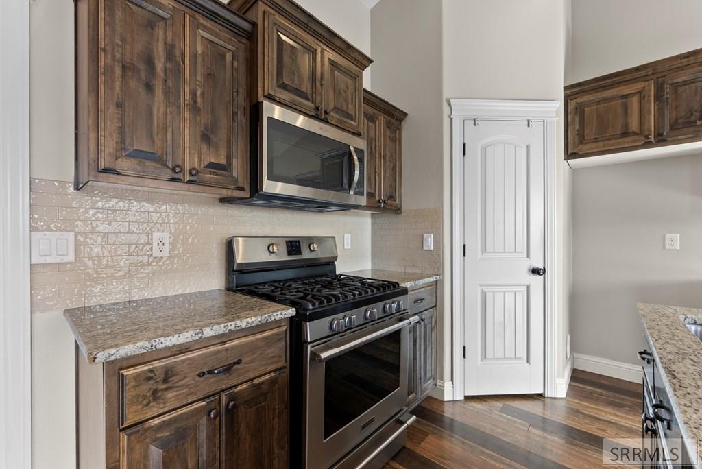 303 Park Avenue Firth, ID 83236 - Photo 15 of 50