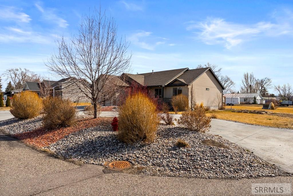 303 Park Avenue Firth, ID 83236 - Photo 37 of 50