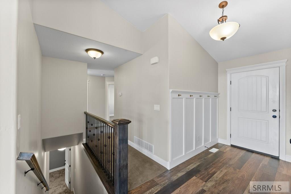 303 Park Avenue Firth, ID 83236 - Photo 5 of 50