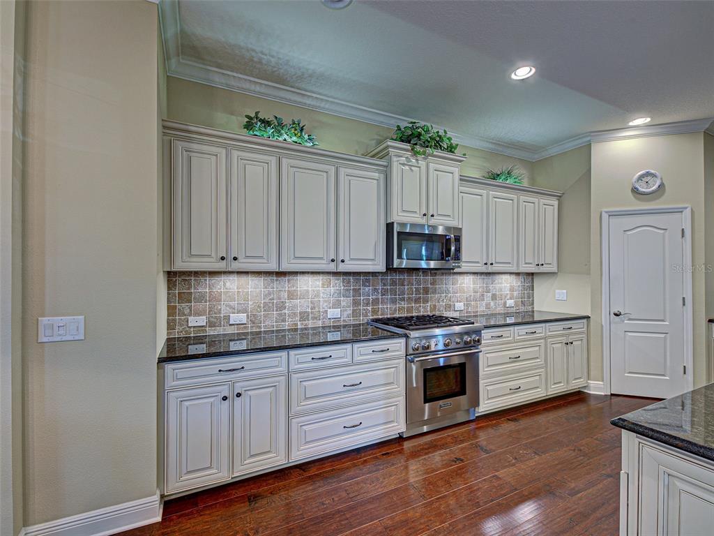 488 Arborview Lane Venice, FL 34292 - Photo 15 of 74
