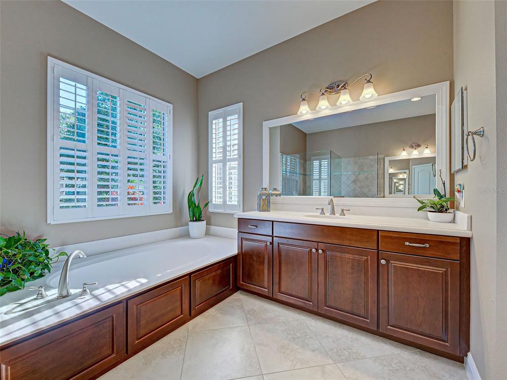 488 Arborview Lane Venice, FL 34292 - Photo 32 of 74