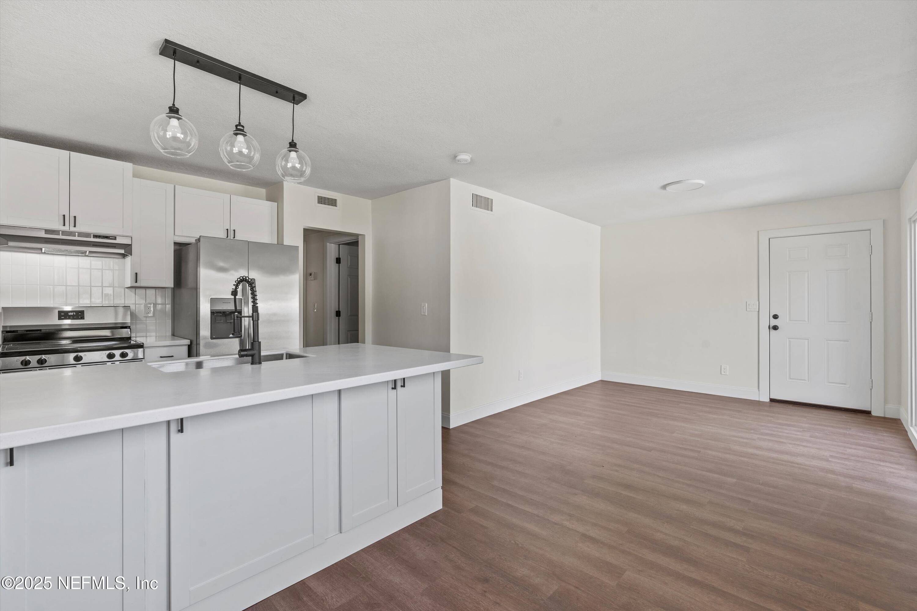 6844 Camelot Road Jacksonville, FL 32211 - Photo 5 of 23 Kitchen