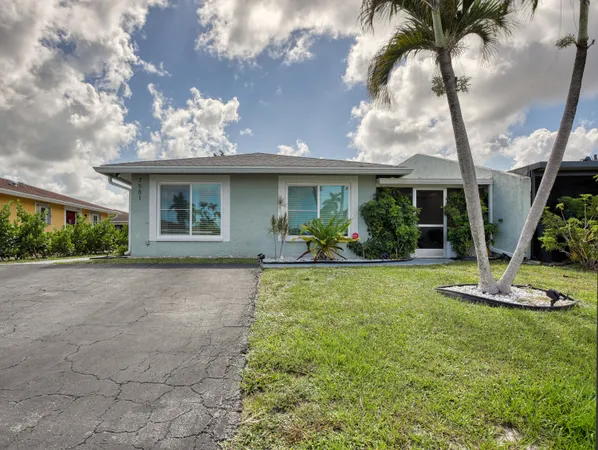 $395,000 | 7581 Deuce Lane, Lake Worth, FL 33467