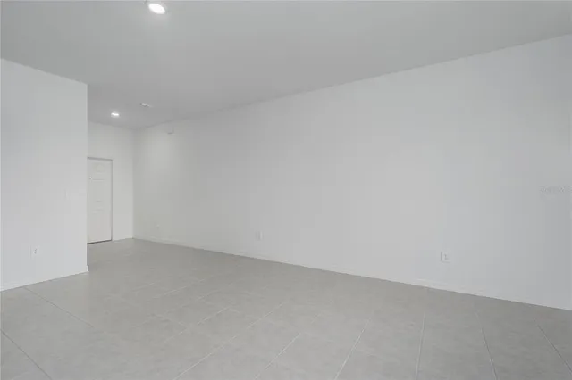 $2,100 | 10964 65th Terrace East, Palmetto, FL 34221