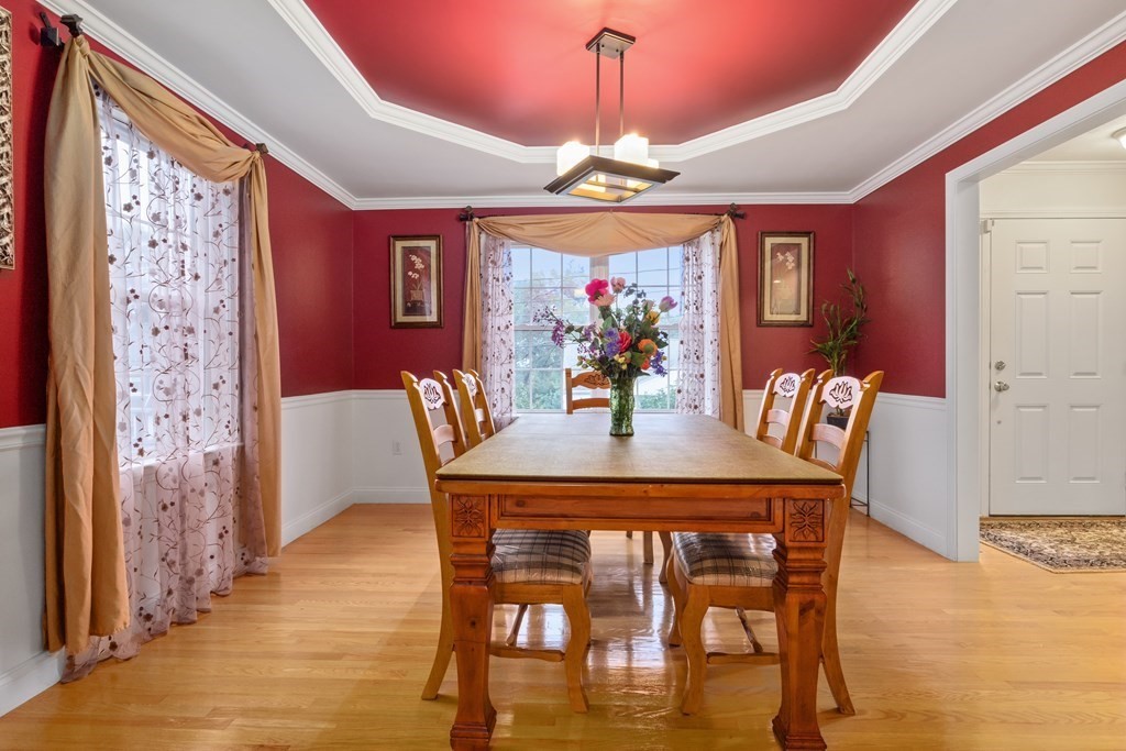 73 Hawthorne Road Waltham, MA 02451 - Photo 13 of 40 Gallery Image 13