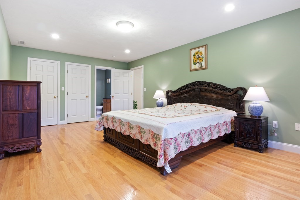 73 Hawthorne Road Waltham, MA 02451 - Photo 17 of 40 Gallery Image 17