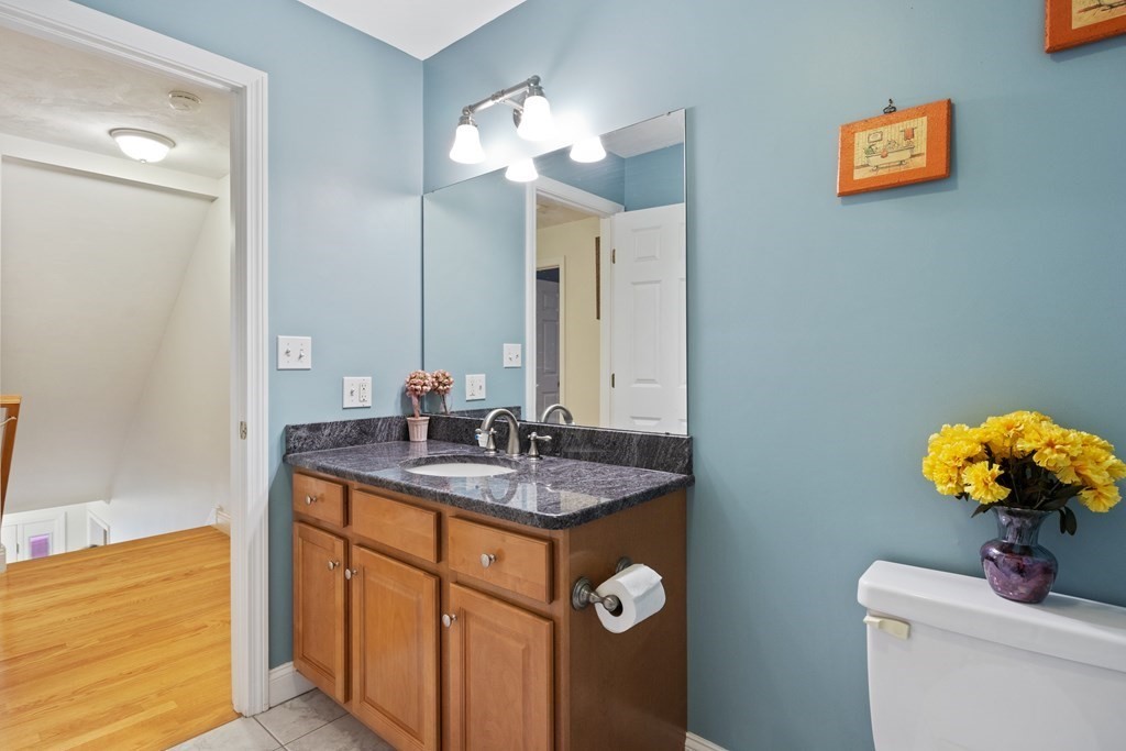 73 Hawthorne Road Waltham, MA 02451 - Photo 27 of 40 Gallery Image 27