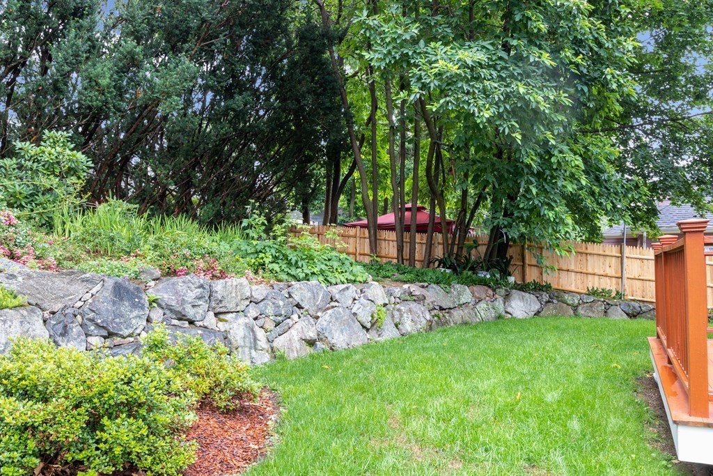 73 Hawthorne Road Waltham, MA 02451 - Photo 35 of 40 Gallery Image 35