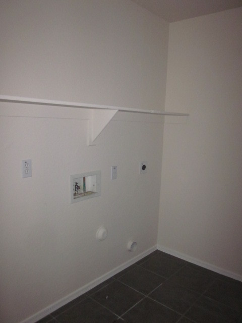 3808 East Diamond Road Gilbert, AZ 85297 - Photo 26 of 31 Laundry Room View 2