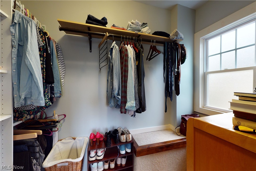 12892 Cedar Road Cleveland, OH 44118 - Photo 23 of 34 Gallery Image 23