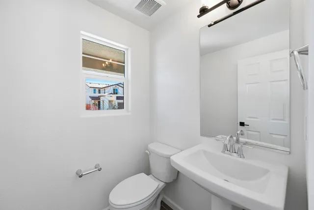 $559,990 | 4413 Canyon Coral Way, Rancho Cordova, CA 95742