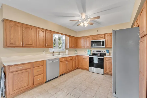 $240,000 | 1135 North 11th Street, Clinton, IA 52732