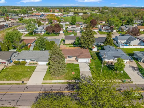 $240,000 | 1135 North 11th Street, Clinton, IA 52732