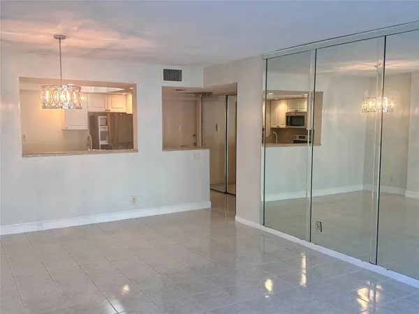 $3,500 | 1149 Hillsboro Mile, Unit 309, Hillsboro Beach, FL 33064