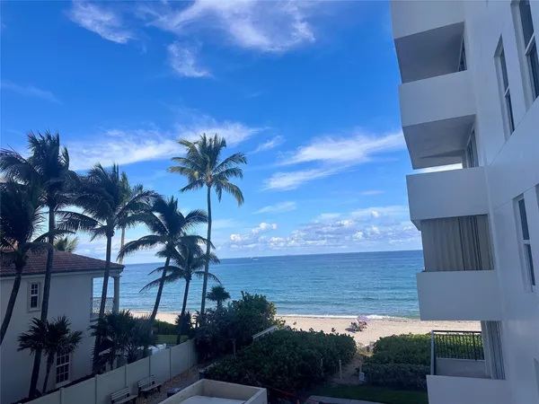 $3,500 | 1149 Hillsboro Mile, Unit 309, Hillsboro Beach, FL 33064