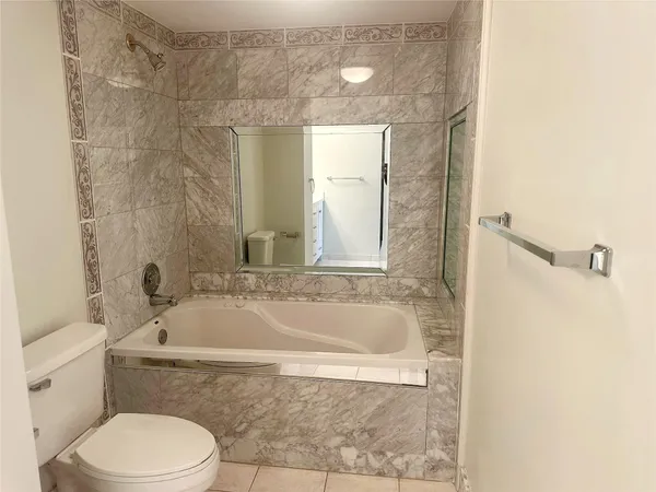 $3,500 | 1149 Hillsboro Mile, Unit 309, Hillsboro Beach, FL 33064