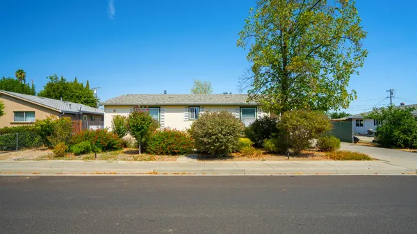 $489,000 | 26818 Capay Street, Esparto, CA 95627