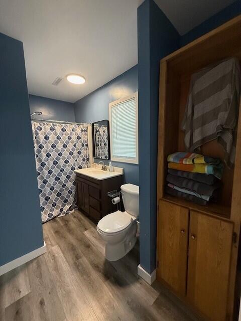 495 South Maple Island Road Muskegon, MI 49442 - Photo 24 of 35 Bathroom 2