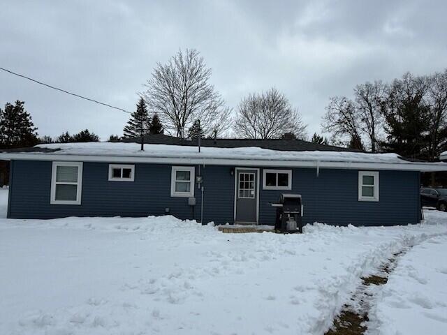 495 South Maple Island Road Muskegon, MI 49442 - Photo 7 of 38 8