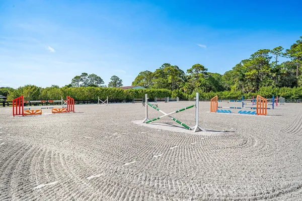 $1,000 | 6149 Park Lane East, Unit BARNS STUDIOS), Lake Worth, FL 33449