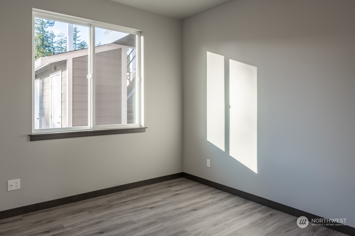 6441 Humphrey Road, Unit 3 Clinton, WA 98236 - Photo 24 of 31 Gallery Image 24