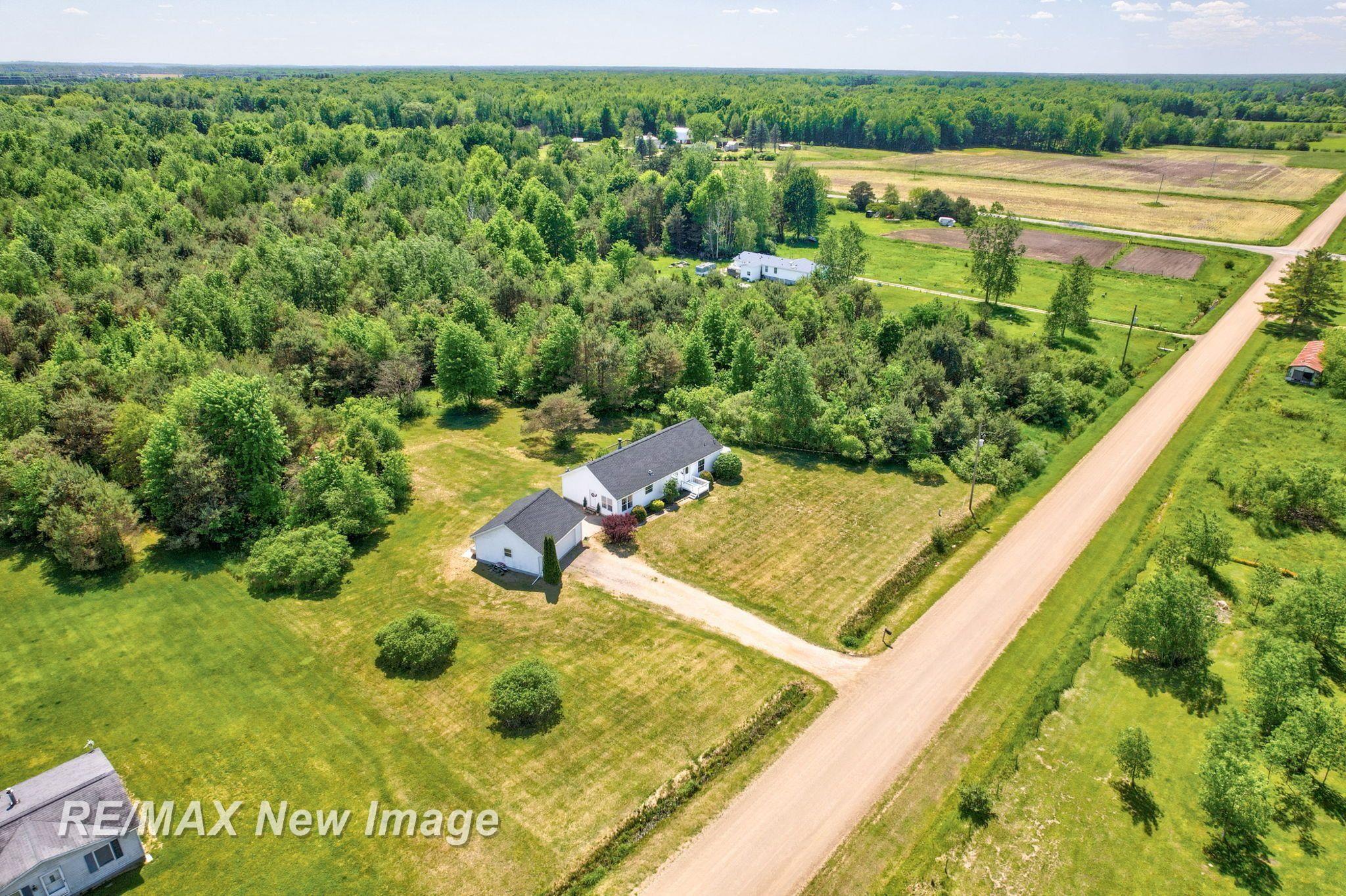 15905 West Burt Road Chesaning, MI 48616 - Photo 61 of 76 50143281-d6d07aa4-1f9f-4f2e-a254-1222856f1353.JPG