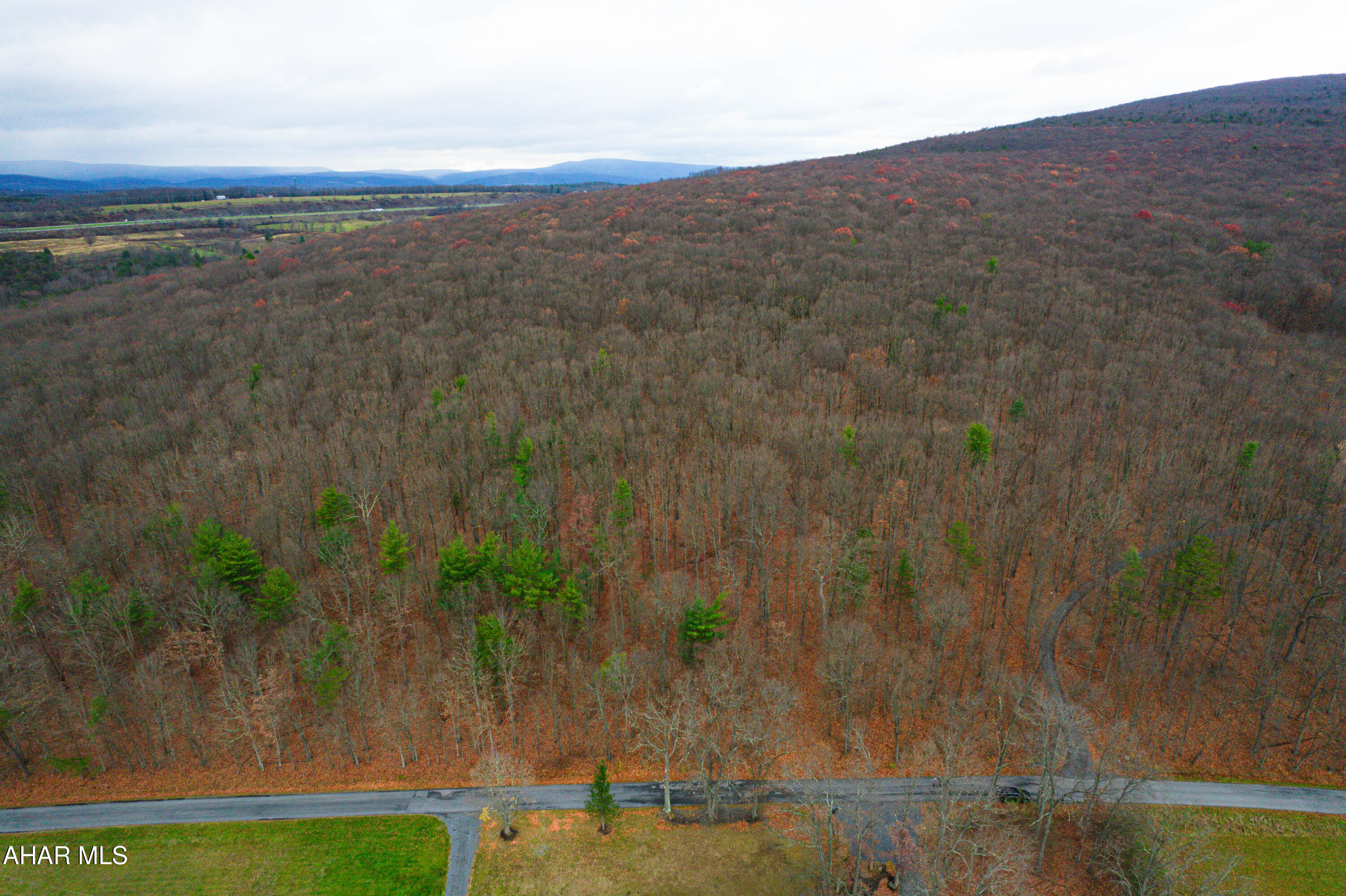 Off Oppenheimer Road Bedford, PA 15522 - Photo 10 of 80 Gallery Image 10