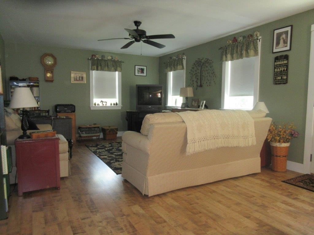 292 Chance Pond Road Franklin, NH 03235 - Photo 14 of 21
